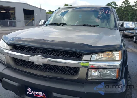 2002 Chevrolet Avalanche 1500 из США, поврежденный, VIN 3GNEC13T32G246202